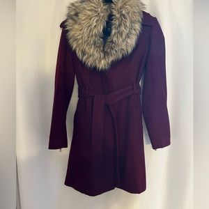 Guess trench coat with detachable faux fur collar
